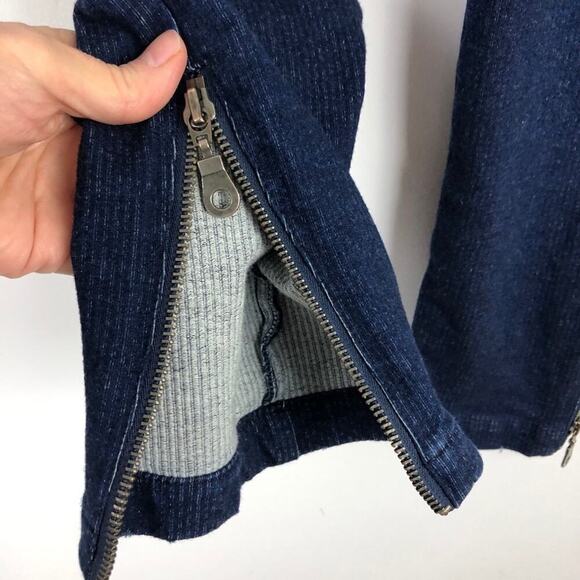 Alice + Olivia Skinny Zip Ankle Dark Wash Jeans  0 - Picture 8 of 16